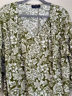 Lane Bryant Olive & White Floral V-Neck Tunic